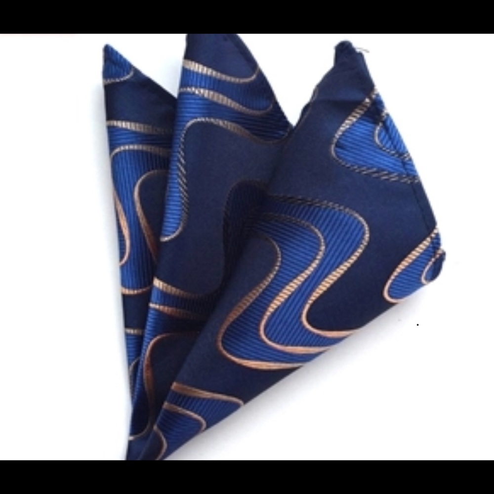 Men's Swivel Detail Pocket Square
